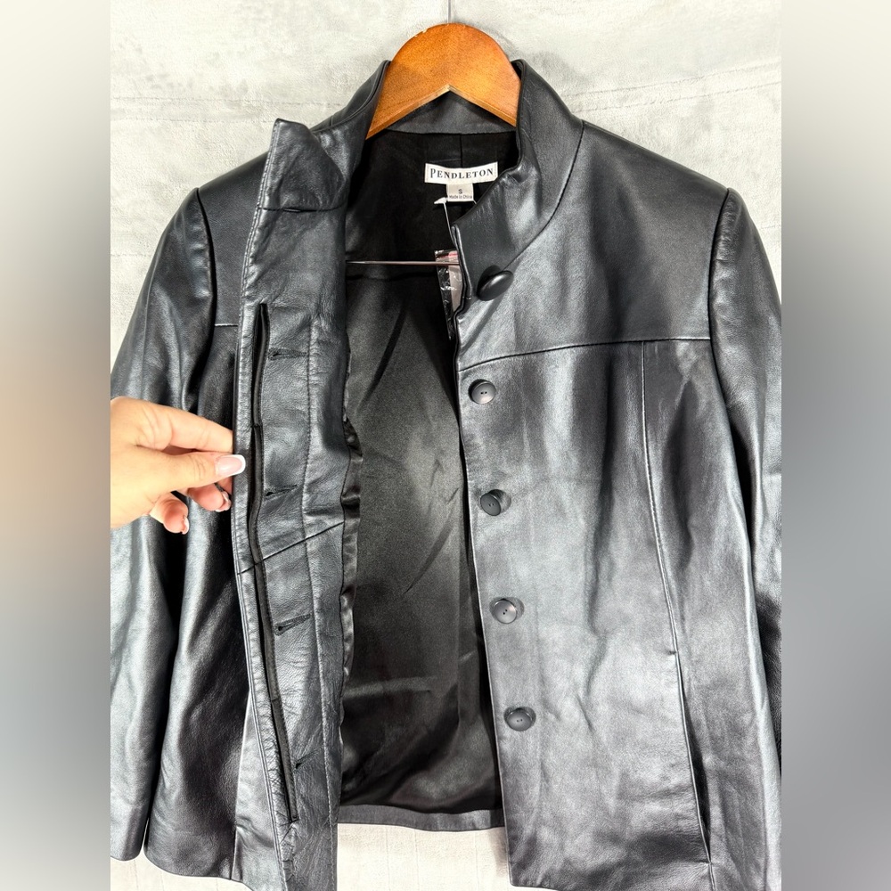 Pendleton Leather Jacket Womens Small with Chic W… - image 9